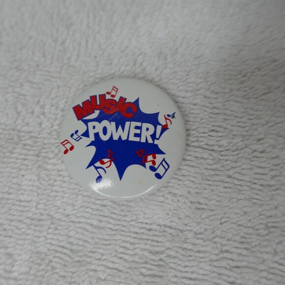 Music Lover Pin Button Lot 4 Pins I Love Music Music is Key Music Power Flair - Picture 9 of 10